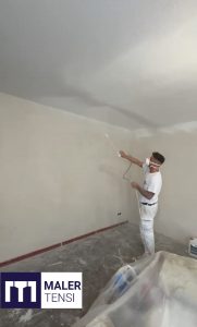 Leerwohnungssanierung mit Airless-Technik und Malerarbeiten in Mehrfamilienhäusern